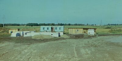 Oskar Raudmetsa diapositiivid – Bensiinijaama ehitus Tartu maanteel