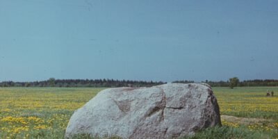 Oskar Raudmets slaidikarp 06: Arheoloogilised muisitsed ja leiud