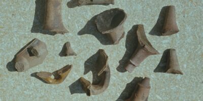 Oskar Raudmets slaidikarp 06: Arheoloogilised muisitsed ja leiud