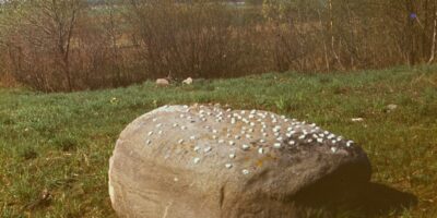 Oskar Raudmets slaidikarp 06: Arheoloogilised muisitsed ja leiud