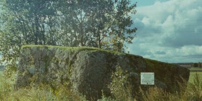 Oskar Raudmets slaidikarp 06: Arheoloogilised muisitsed ja leiud