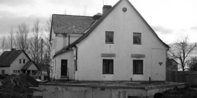 Nurgakivipanek Sommerlingi sovhoosi uuele keskusehoonele 05.11.1982