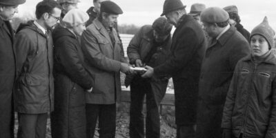 Nurgakivipanek Sommerlingi sovhoosi uuele keskusehoonele 05.11.1982