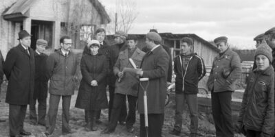 Nurgakivipanek Sommerlingi sovhoosi uuele keskusehoonele 05.11.1982